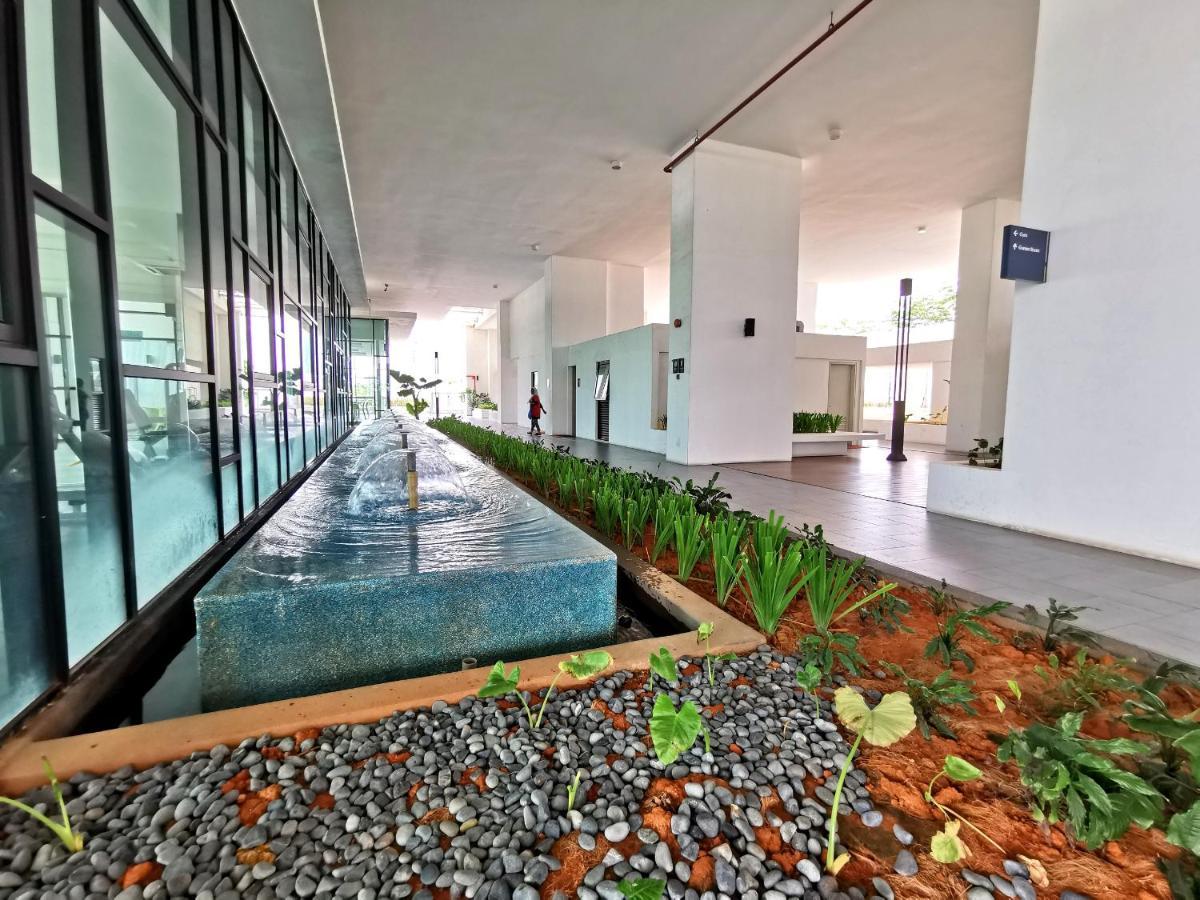 Mid Valley Southkey Mosaic Cozy Suite At Johor Bahru Exteriör bild
