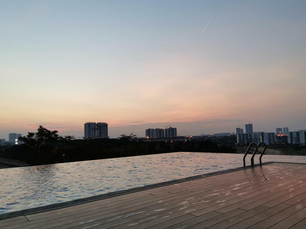 Mid Valley Southkey Mosaic Cozy Suite At Johor Bahru Exteriör bild